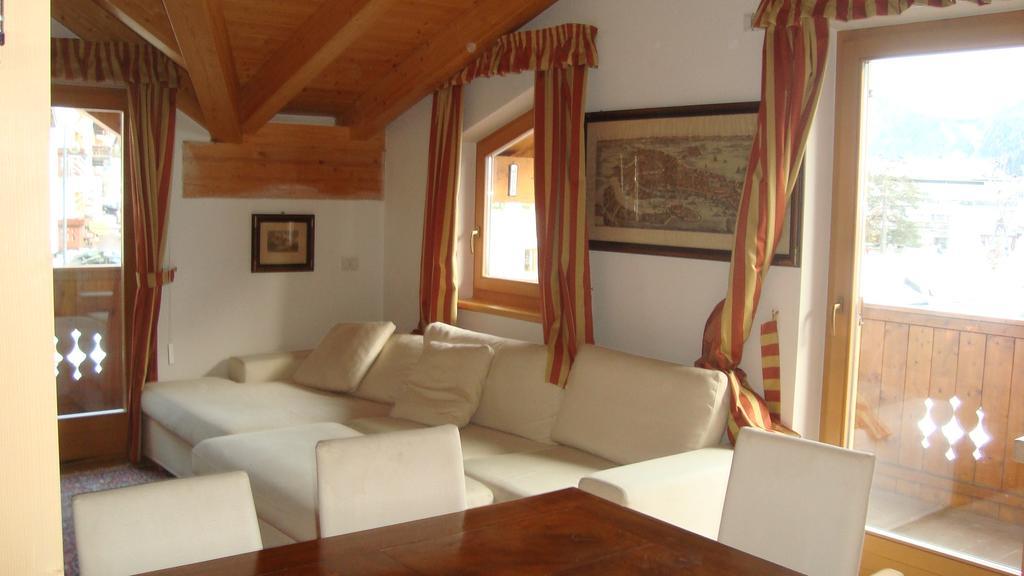 Fantastic Penthouse In Canazei Διαμέρισμα Εξωτερικό φωτογραφία